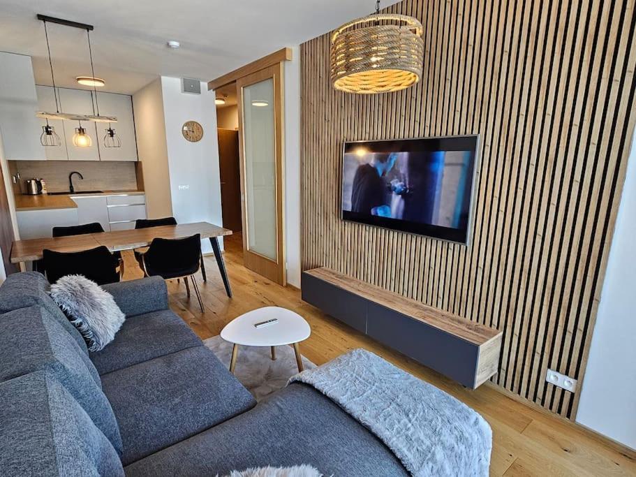 Superior S Terasou 2 - Ski&bike, Apartament Jańskie Łaźnie