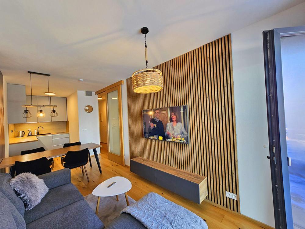 Superior S Terasou 2 - Ski&bike, Apartament Jańskie Łaźnie